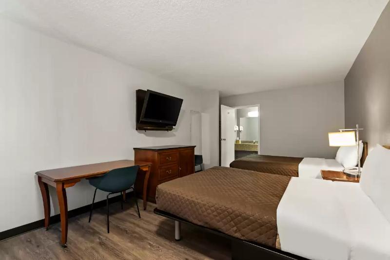 Rodeway Inn image