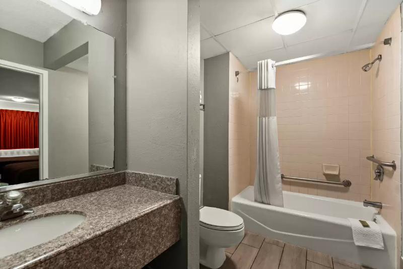 Rodeway Inn image