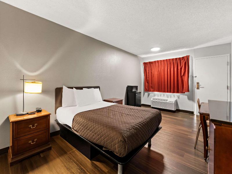 Rodeway Inn image