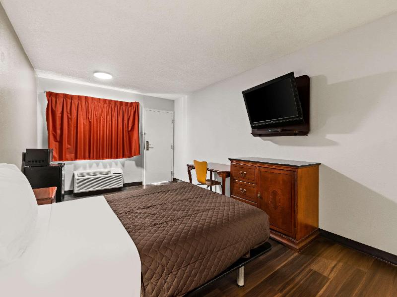 Rodeway Inn image