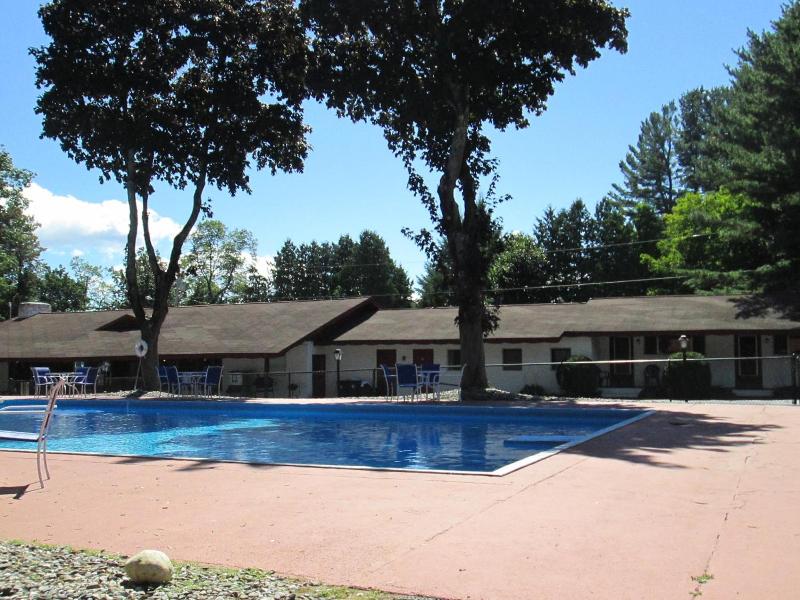 Olympian Resort Motel image