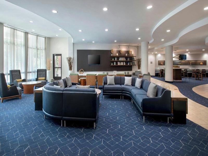 Courtyard By Marriott Ewing Princeton image