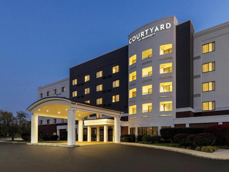 Courtyard By Marriott Ewing Princeton image