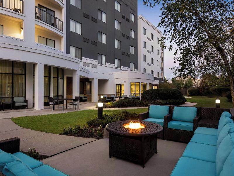 Courtyard By Marriott Ewing Princeton image