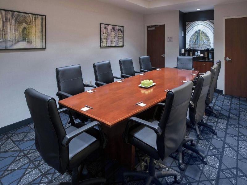 Courtyard By Marriott Ewing Princeton image