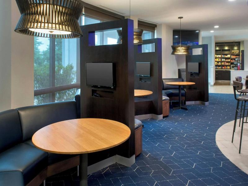 Courtyard By Marriott Ewing Princeton image