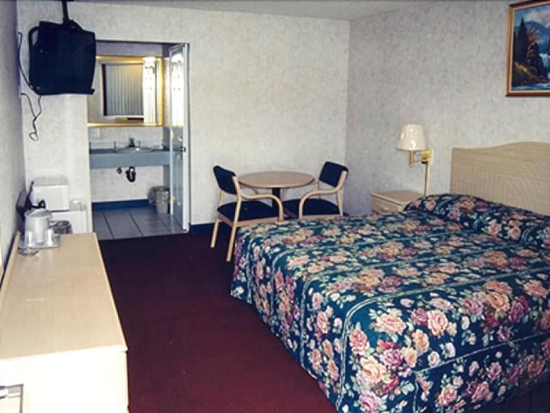Passport Inn Suites image