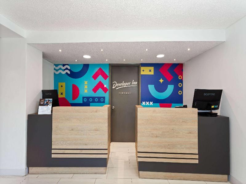Howard Johnson by Wyndham Orlando Lake Buena V S image