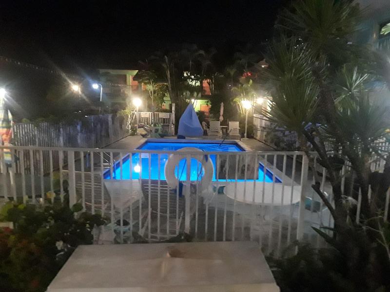 New Sungate Motel image