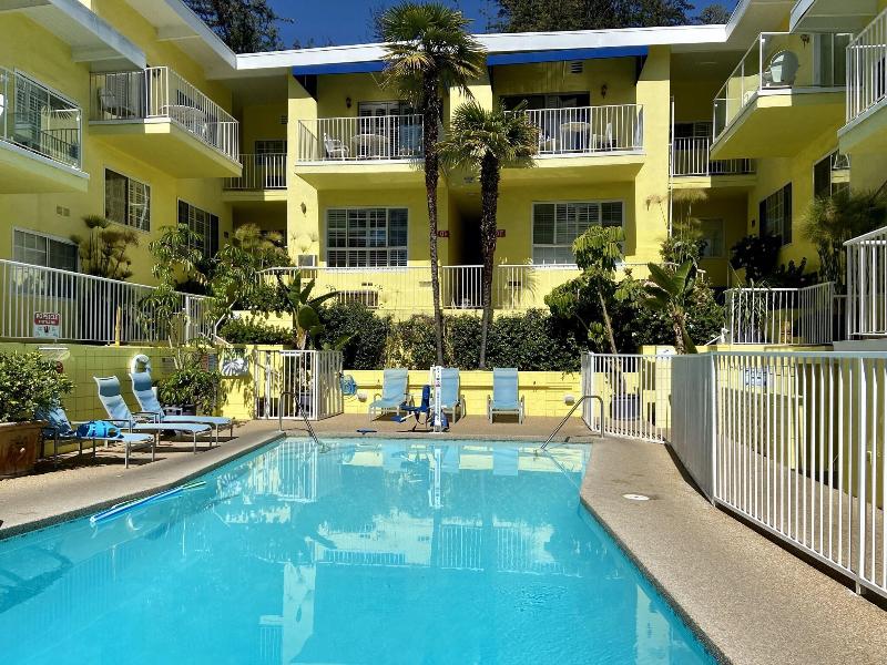 Magic Castle Hotel image