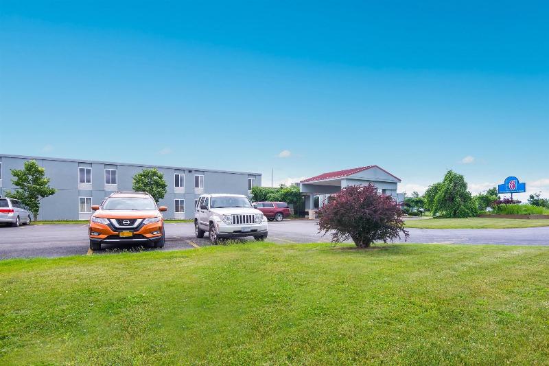 Motel 6 Oriskany Ny image