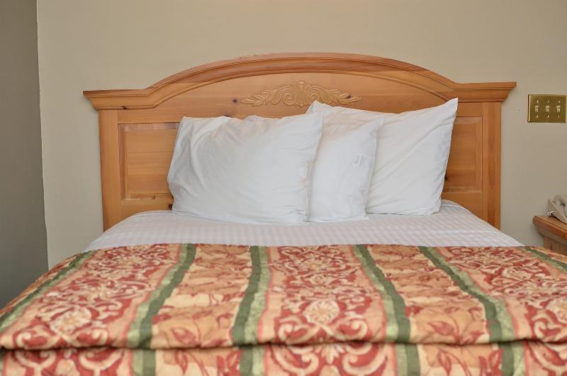 Motel 6 Oriskany Ny image
