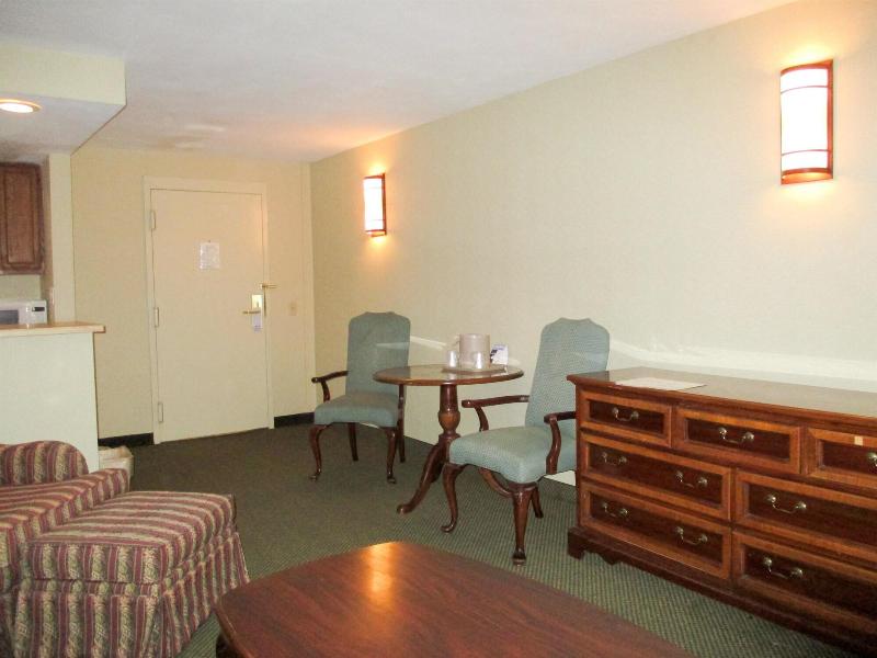 Motel 6 Oriskany Ny image