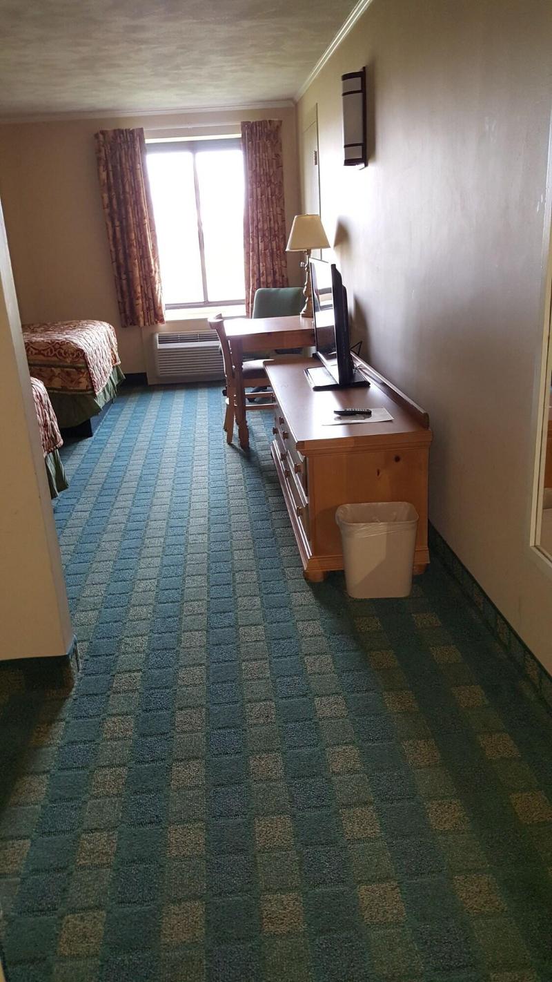 Motel 6 Oriskany Ny image