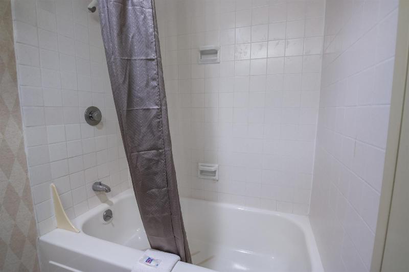 Motel 6 Oriskany Ny image