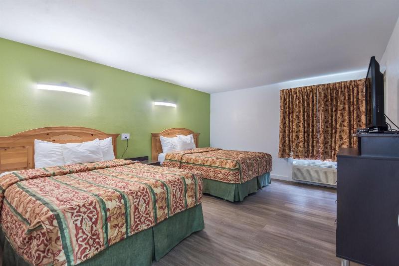 Motel 6 Oriskany Ny image