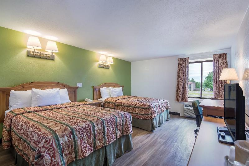 Motel 6 Oriskany Ny image
