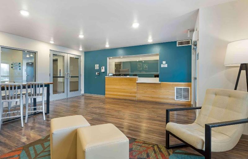 Woodspring Suites Orlando Airport image
