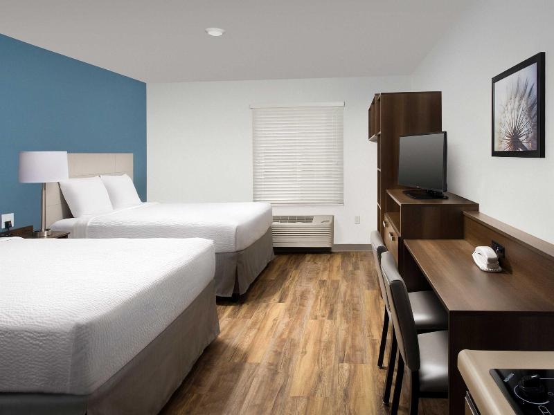 Woodspring Suites Orlando Airport image
