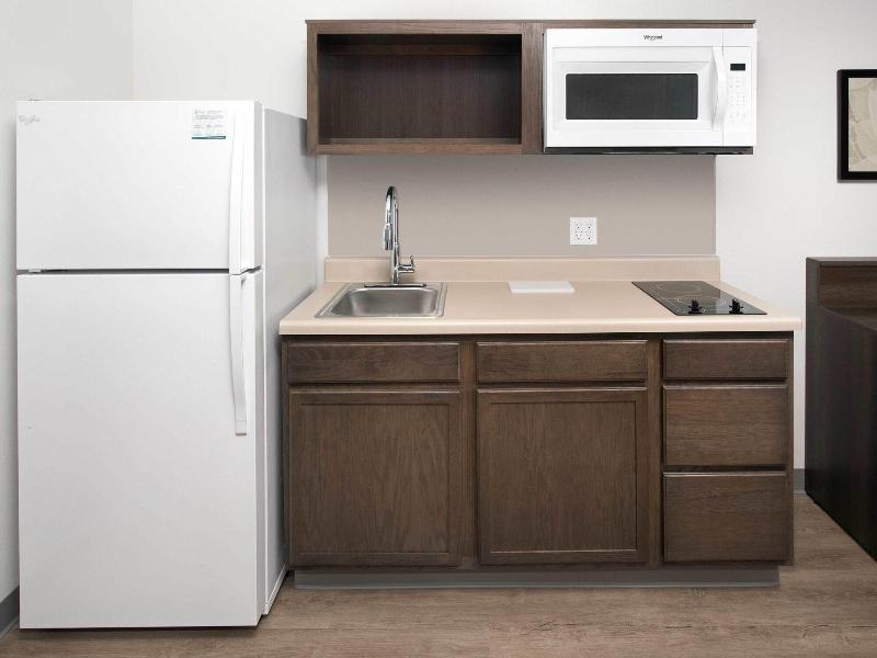 Woodspring Suites Orlando Airport image