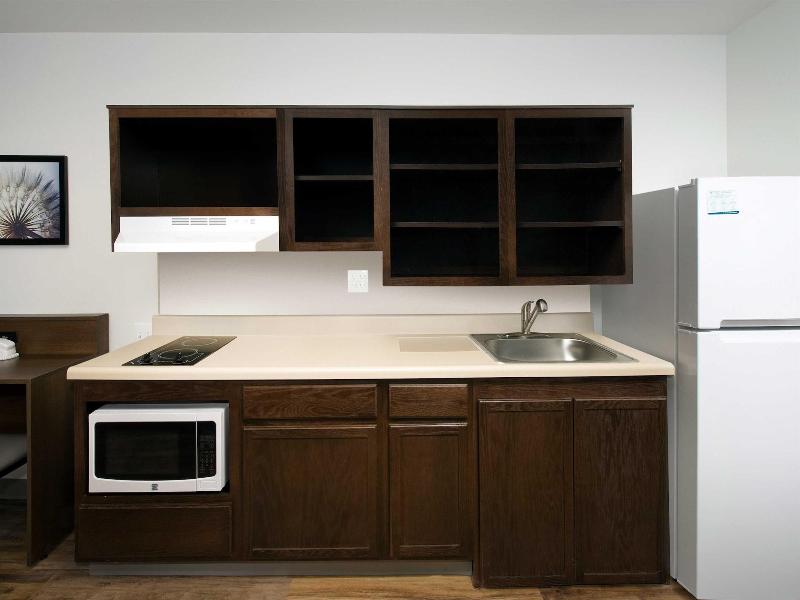 Woodspring Suites Orlando Airport image