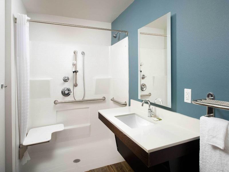 Woodspring Suites Orlando Airport image