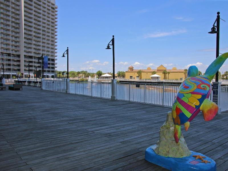 Laketown Wharf By Resort Collection