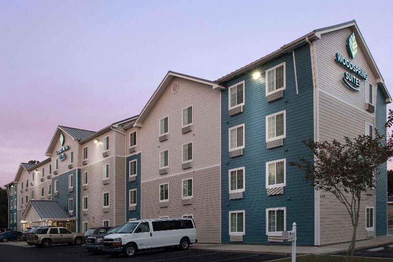 Woodspring Suites Pensacola Northwest image