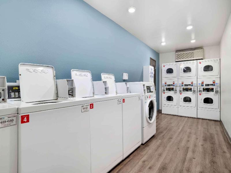 Woodspring Suites Pensacola Northwest image