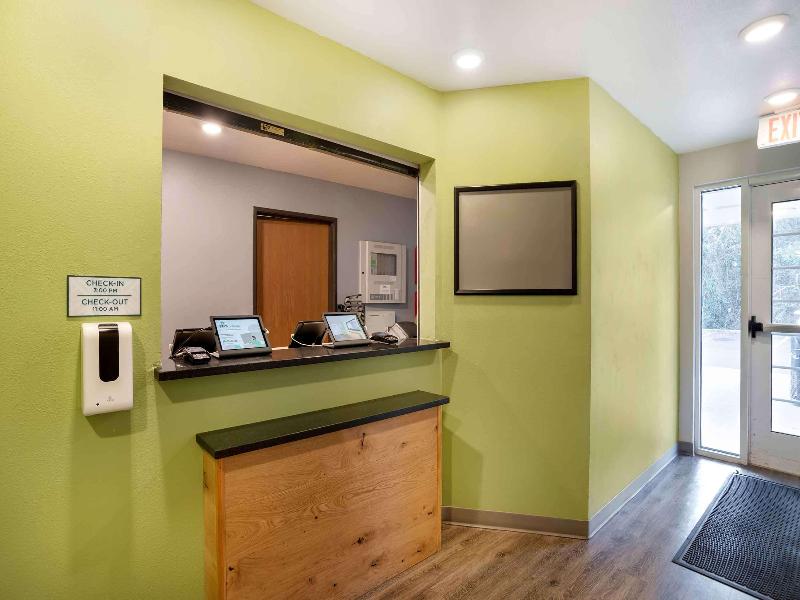 Woodspring Suites Pensacola Northwest image