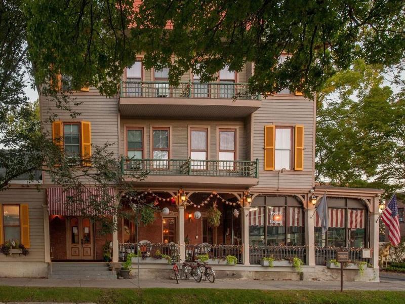 The Inn At Saratoga image