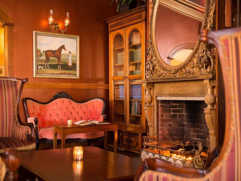 The Inn At Saratoga image