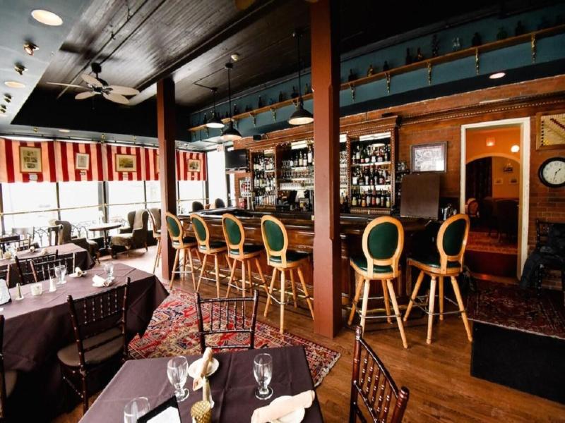 The Inn At Saratoga image