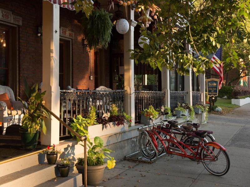 The Inn At Saratoga image