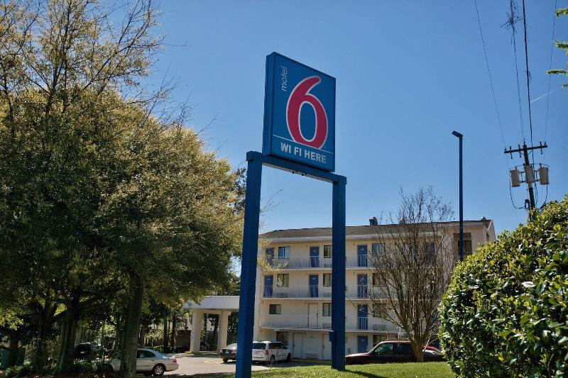 Loyalty Inn Tallahassee image