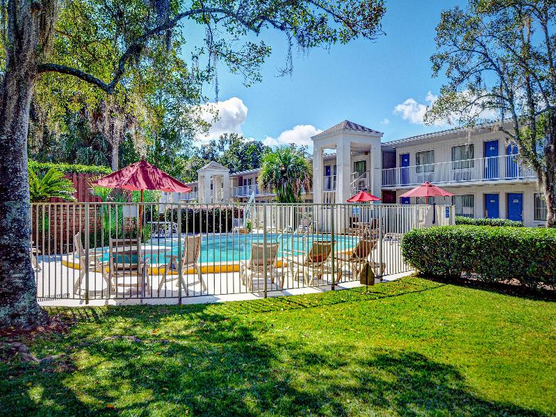Motel 6 Tallahassee Downtown image