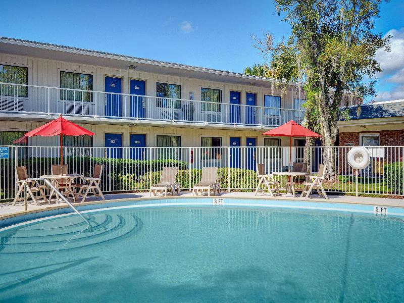 Motel 6 Tallahassee Downtown image