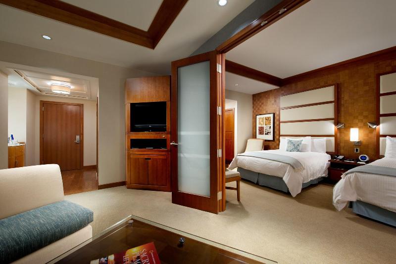The Hotel At Turning Stone Resort Casino image