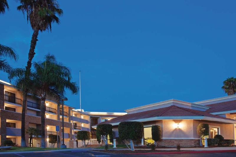Hotel La Quinta Inn Suites By Wyndham Pomona