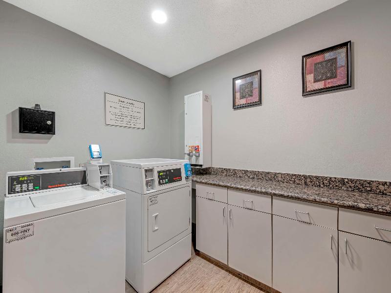 Best Western Plus Lafayette Hotel University Area