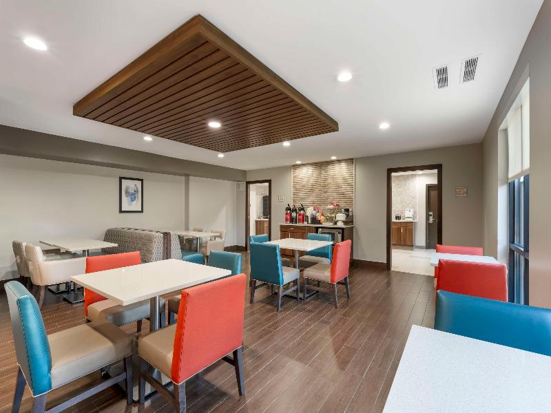 Best Western Plus Lafayette Hotel University Area