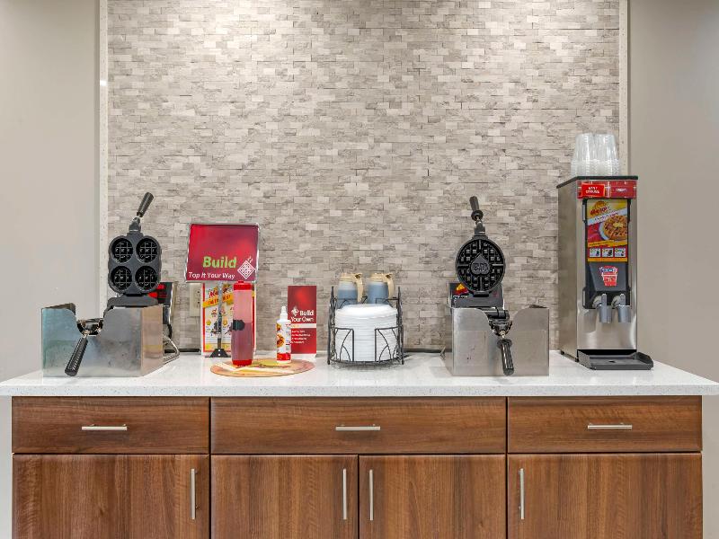 Best Western Plus Lafayette Hotel University Area