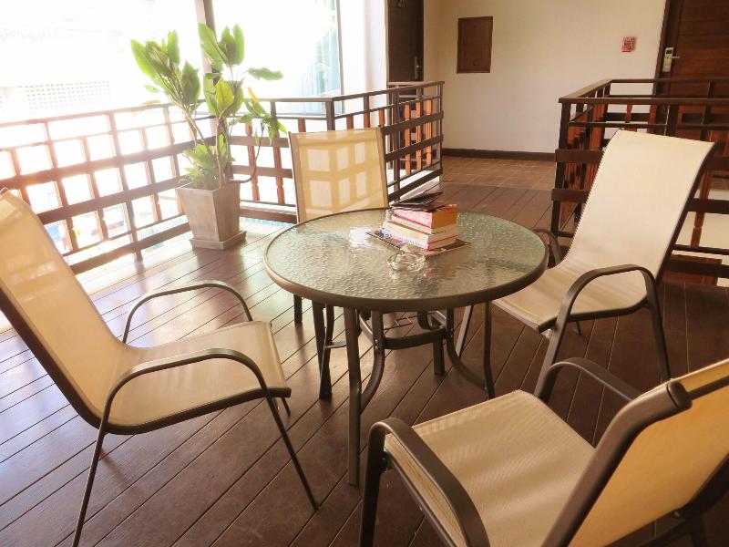 Golden Bell Hotel
