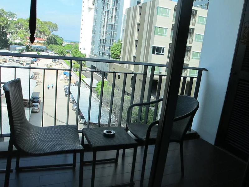March Hotel image