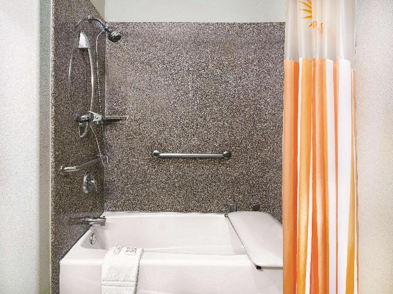 La Quinta Inn Suites By Wyndham Mercedes image