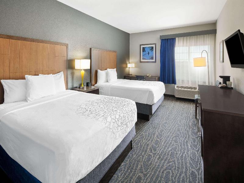La Quinta Inn Suites By Wyndham Mercedes image