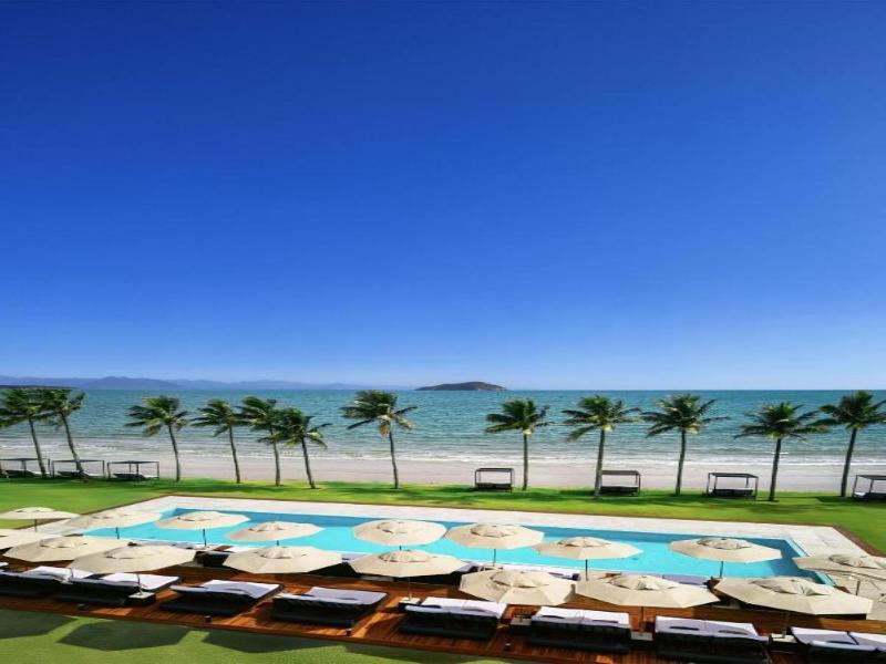 Zendaya Resort Beach Sport & Spa image
