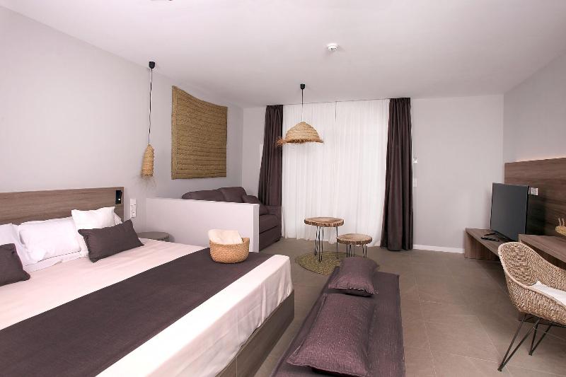 Bed room