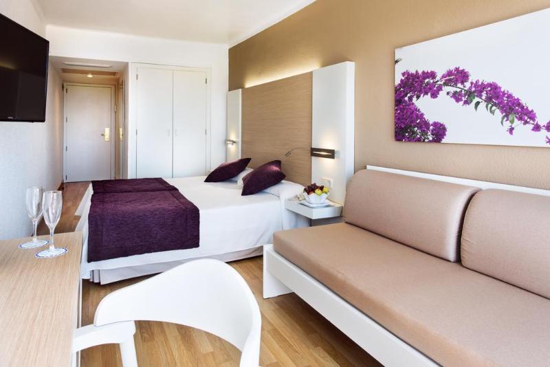 Hotel Brisa Marina image