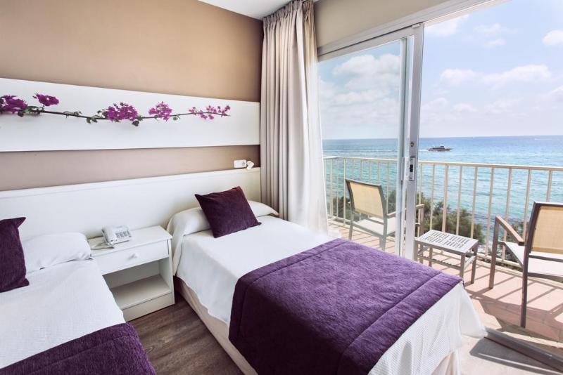 Hotel Brisa Marina image